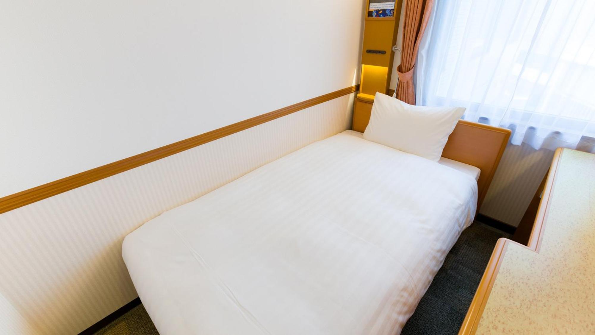 Toyoko Inn Shin-Yokohama Ekimae Honkan Zimmer foto