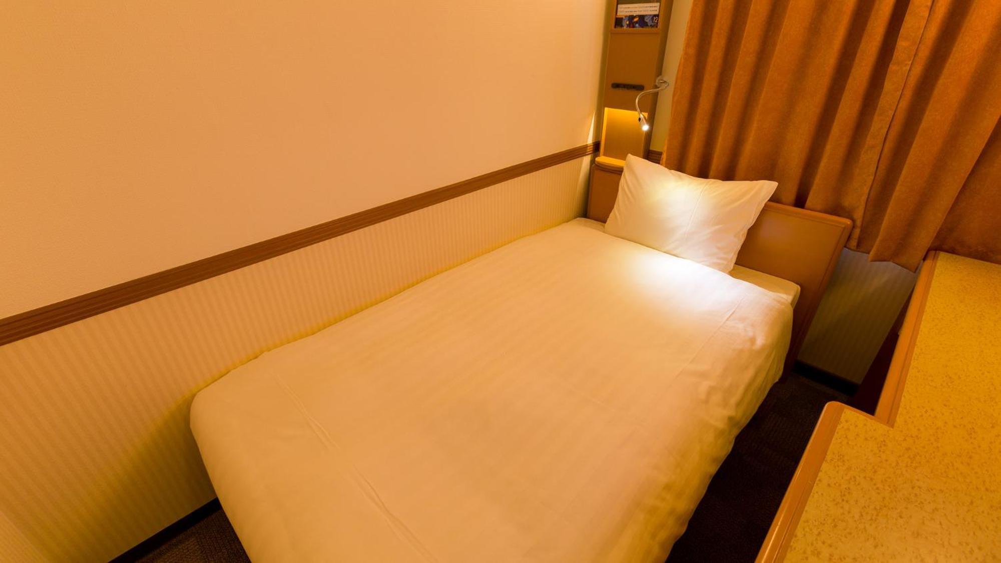 Toyoko Inn Shin-Yokohama Ekimae Honkan Zimmer foto