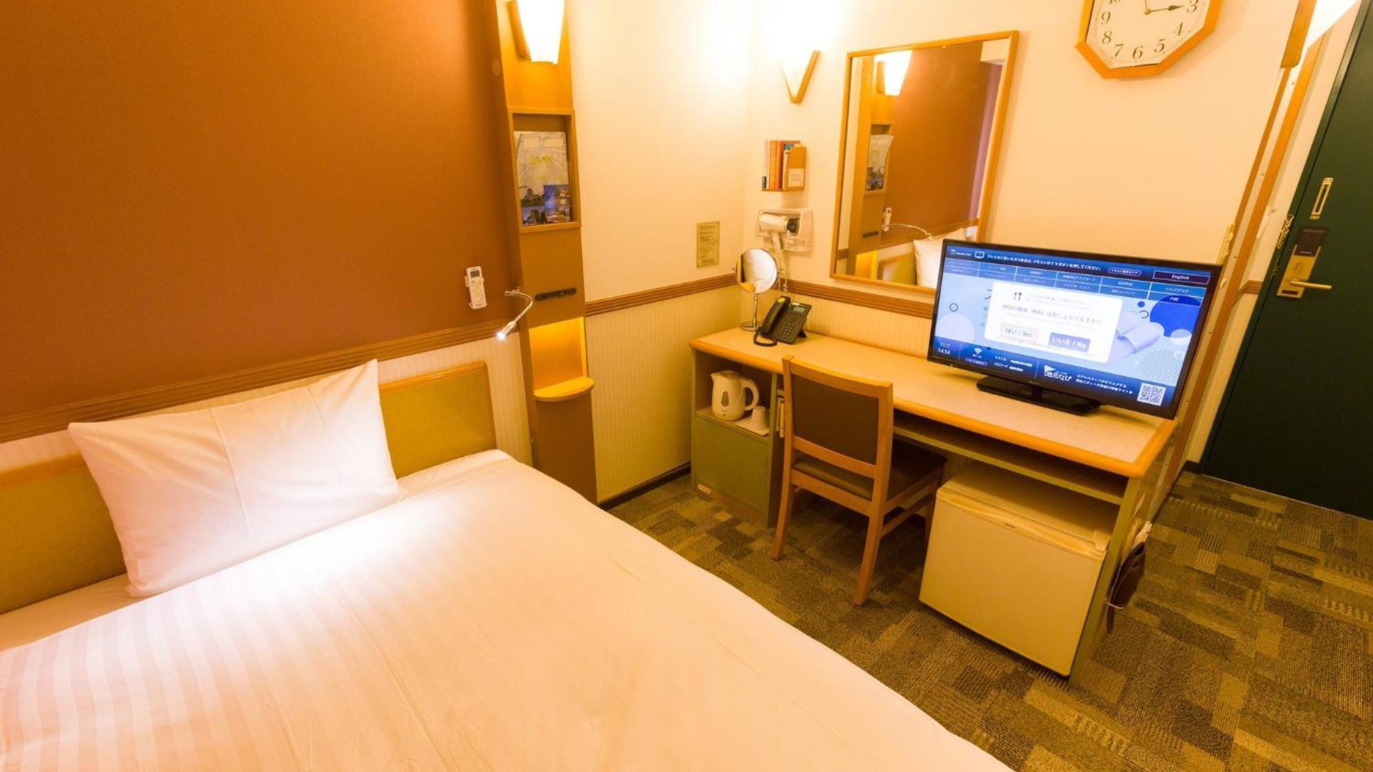 Toyoko Inn Shin-Yokohama Ekimae Honkan Zimmer foto