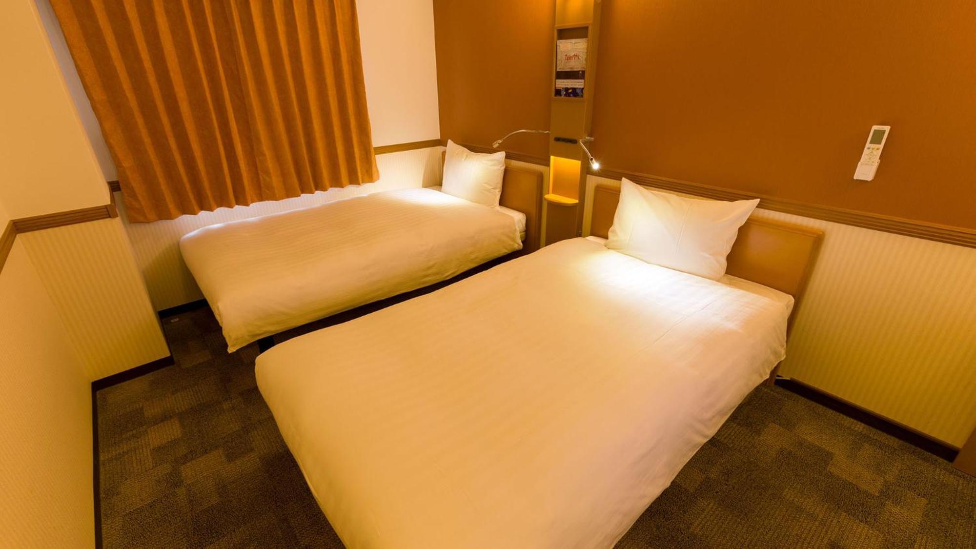 Toyoko Inn Shin-Yokohama Ekimae Honkan Zimmer foto