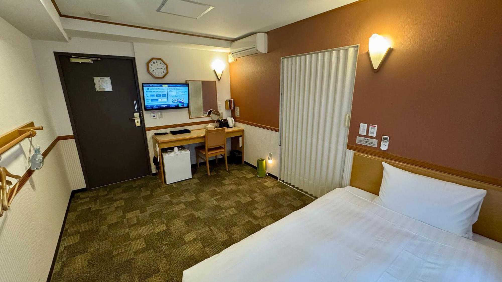 Toyoko Inn Shin-Yokohama Ekimae Honkan Exterior foto